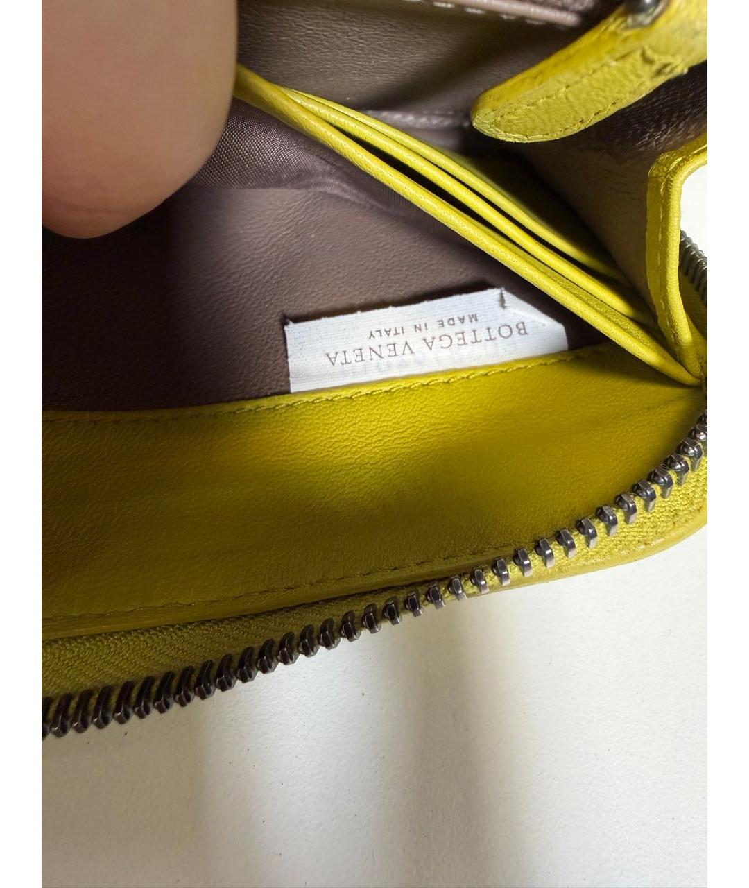 BOTTEGA VENETA Желтый кожаный кошелек, фото 6