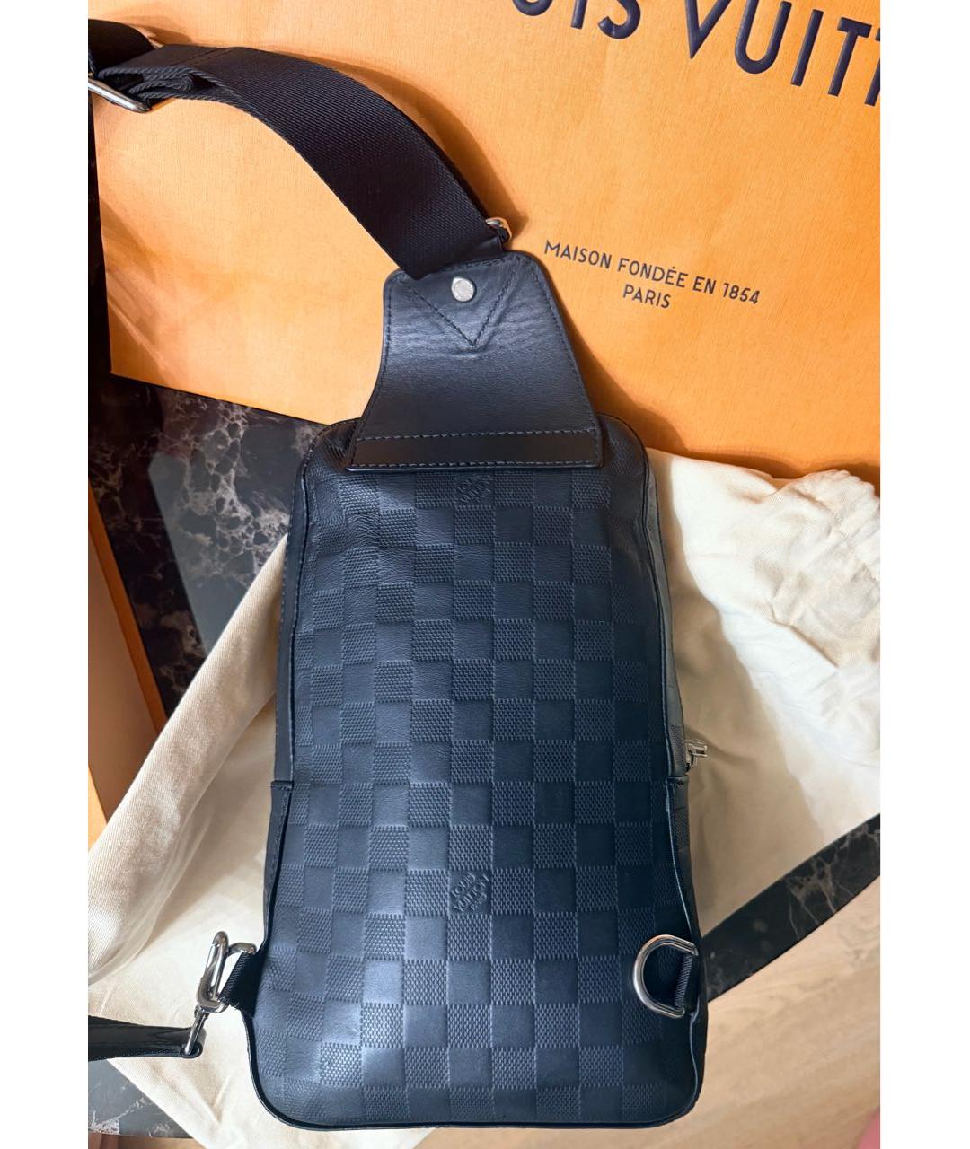 LOUIS VUITTON Черная кожаная сумка на плечо, фото 3