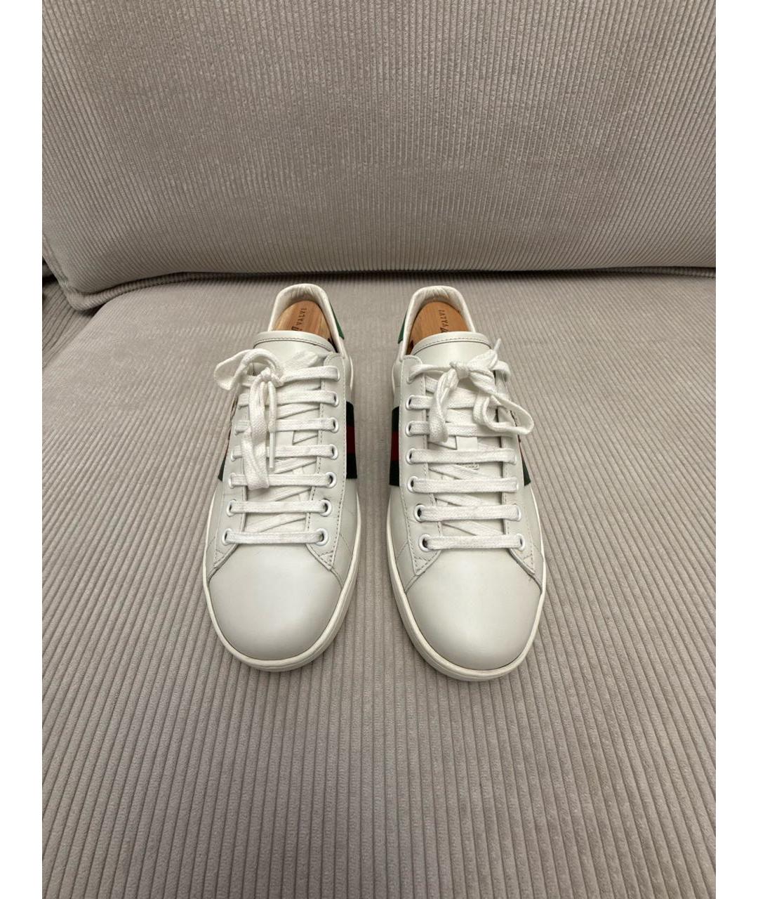 GUCCI Белые кожаные низкие кроссовки / кеды, фото 2