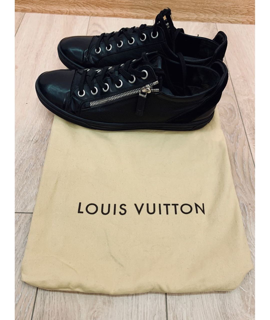 LOUIS VUITTON PRE-OWNED Черные кожаные низкие кроссовки / кеды, фото 8
