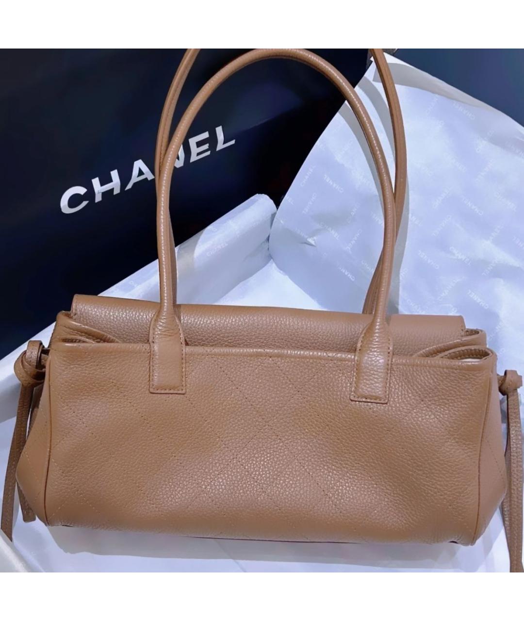 CHANEL Коричневая кожаная сумка через плечо, фото 6