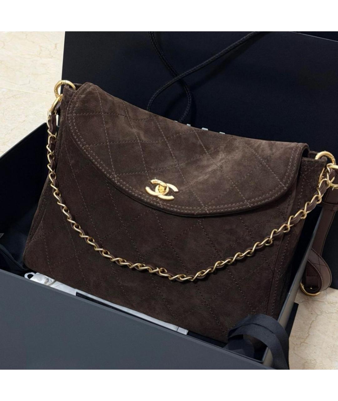 CHANEL Коричневая замшевая сумка через плечо, фото 3