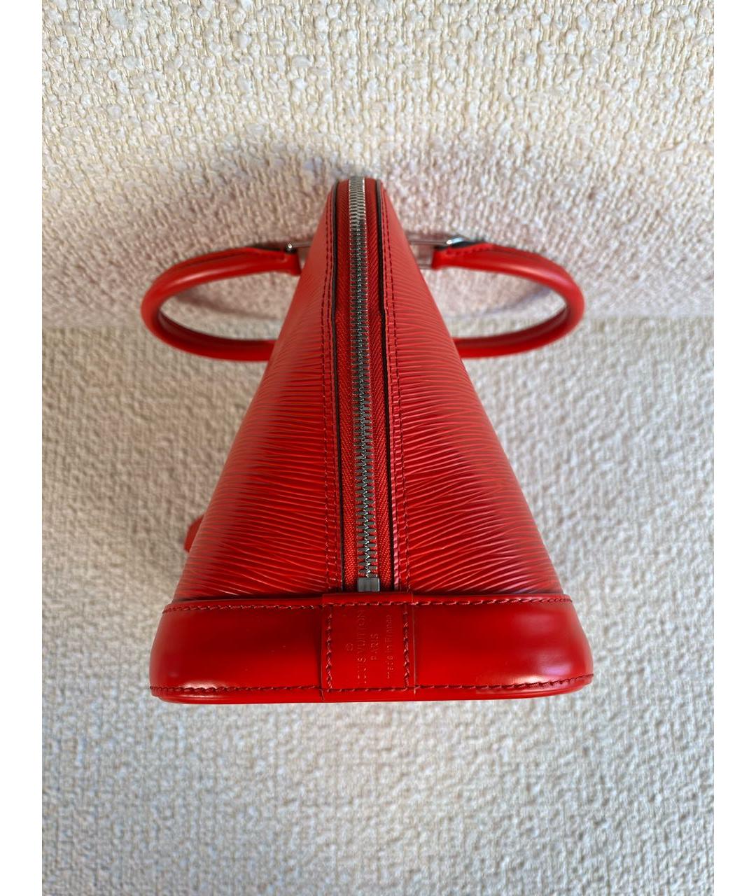 LOUIS VUITTON Красная кожаная сумка с короткими ручками, фото 8