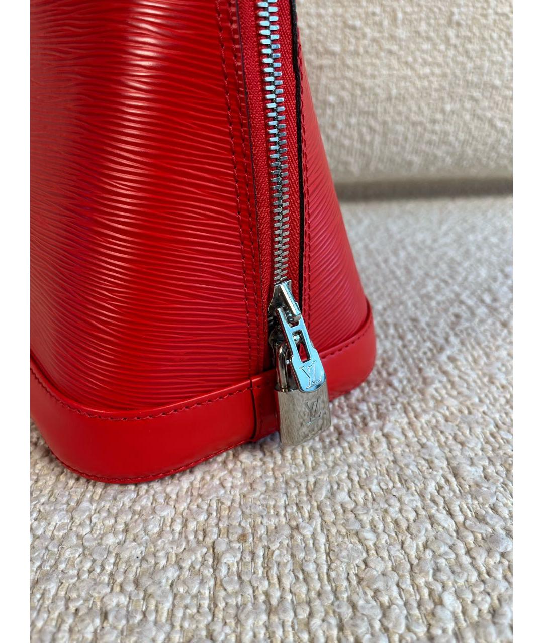 LOUIS VUITTON Красная кожаная сумка с короткими ручками, фото 6