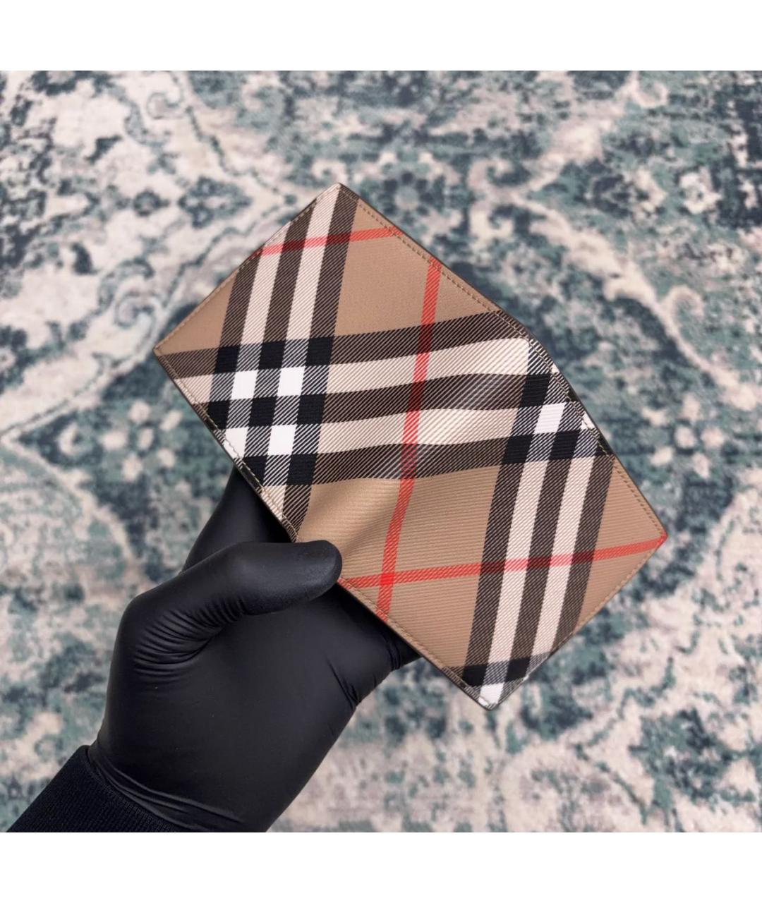 BURBERRY Бежевый кошелек, фото 5