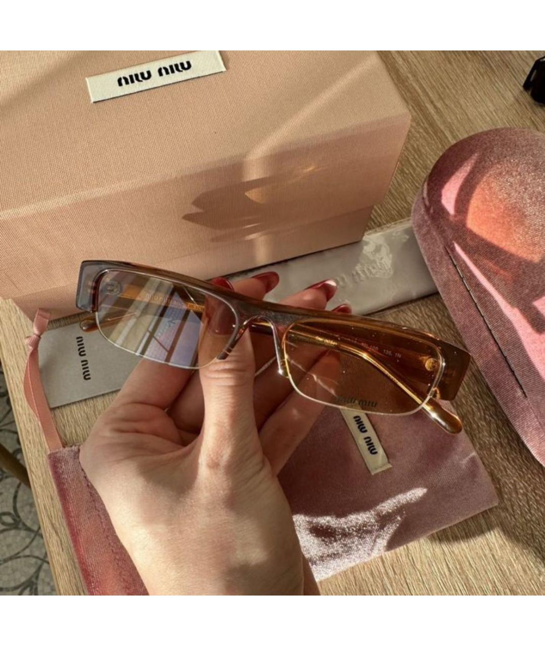 MIU MIU Коричневые пластиковые солнцезащитные очки, фото 5