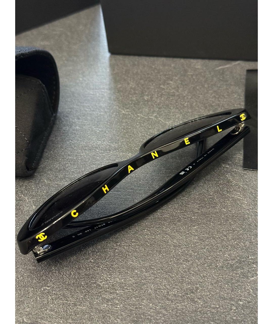 CHANEL Черные пластиковые солнцезащитные очки, фото 3