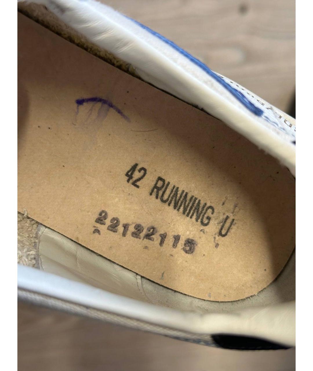 GOLDEN GOOSE DELUXE BRAND Белые замшевые низкие кроссовки / кеды, фото 3