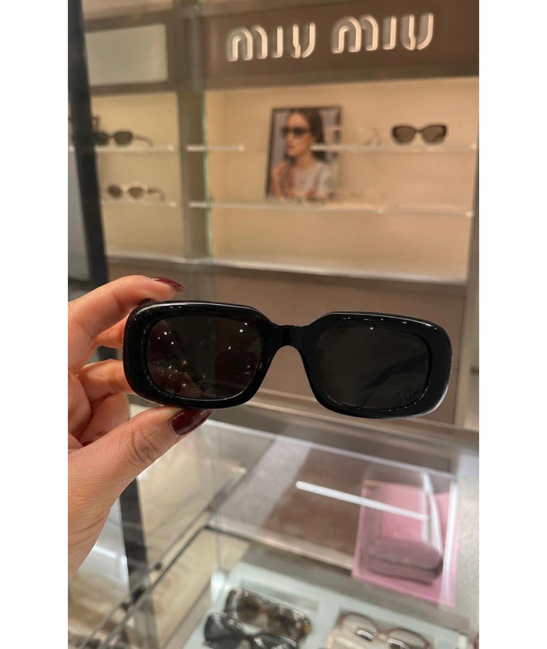 MIU MIU Черные пластиковые солнцезащитные очки, фото 7