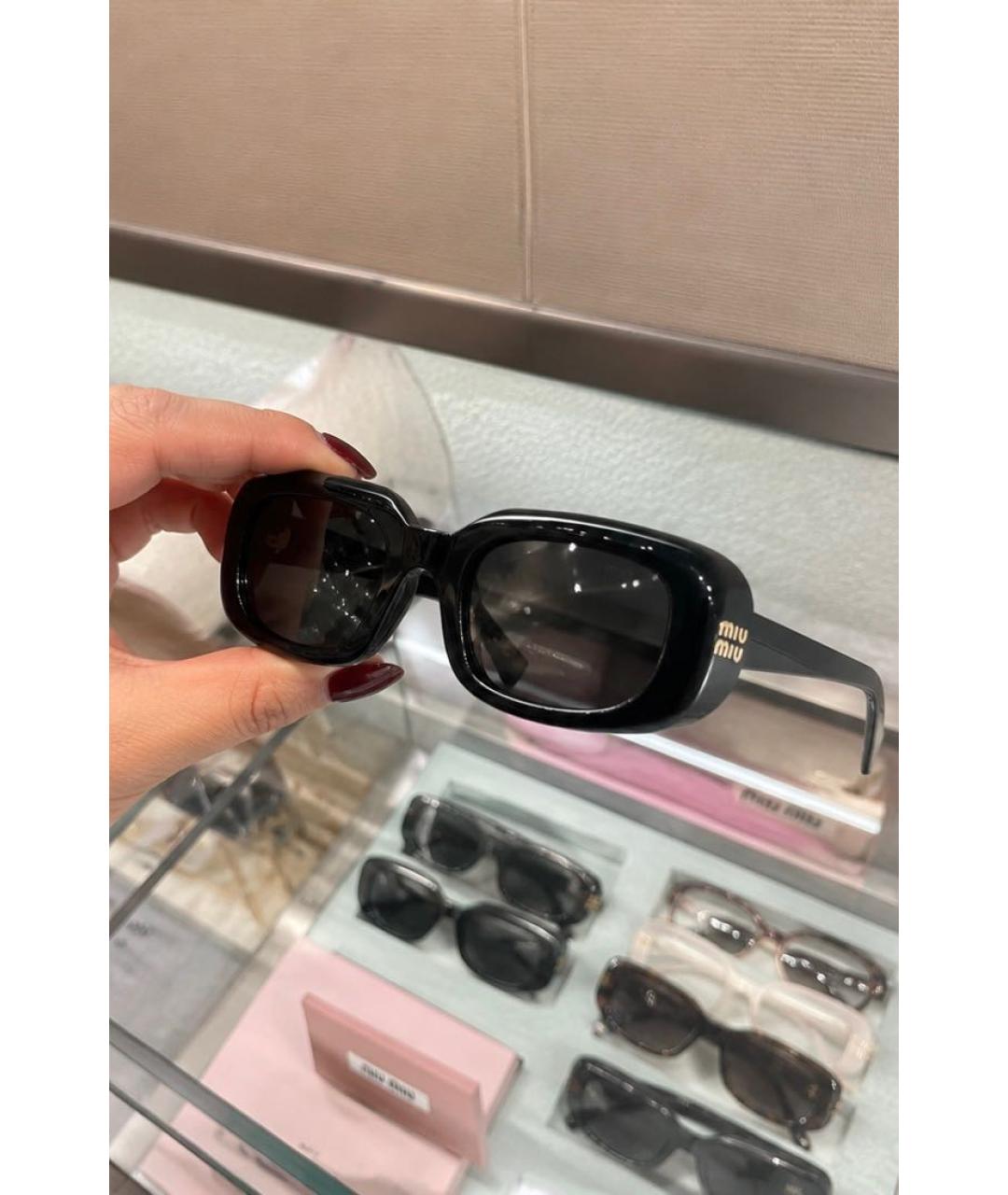MIU MIU Черные пластиковые солнцезащитные очки, фото 6