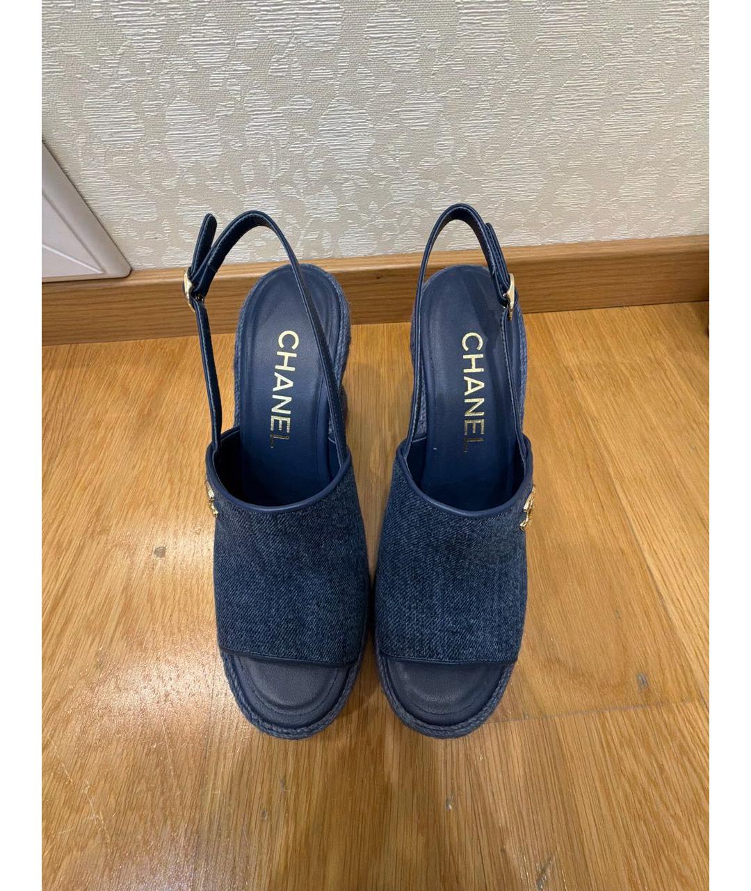 CHANEL Синие текстильные босоножки, фото 3
