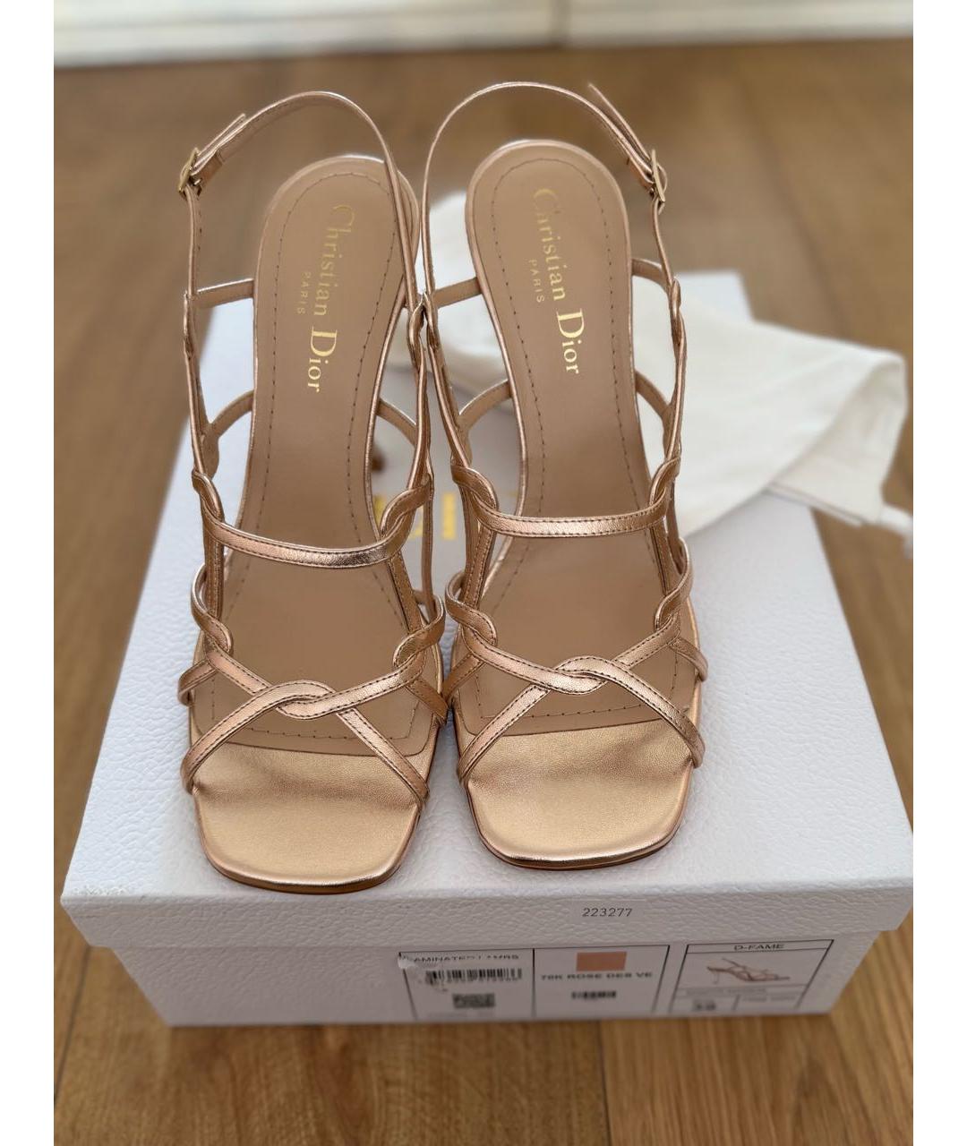 CHRISTIAN DIOR Золотые кожаные босоножки, фото 2