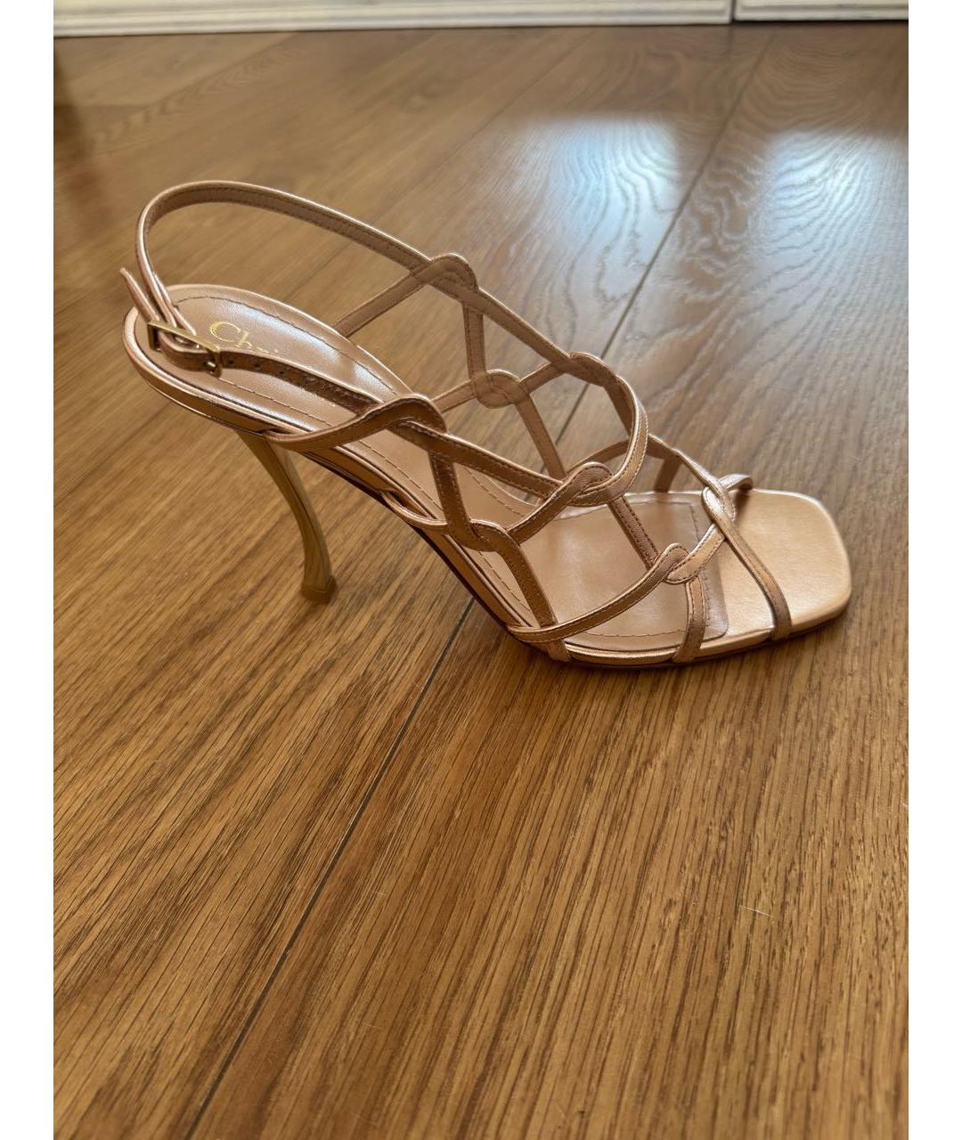 CHRISTIAN DIOR Золотые кожаные босоножки, фото 5