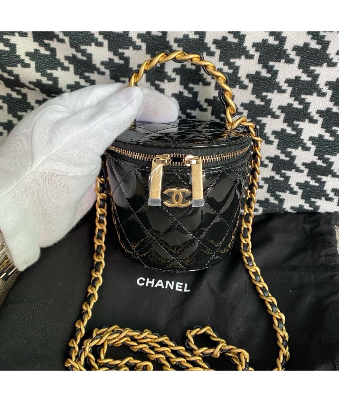 CHANEL Черная сумка через плечо из лакированной кожи, фото 8