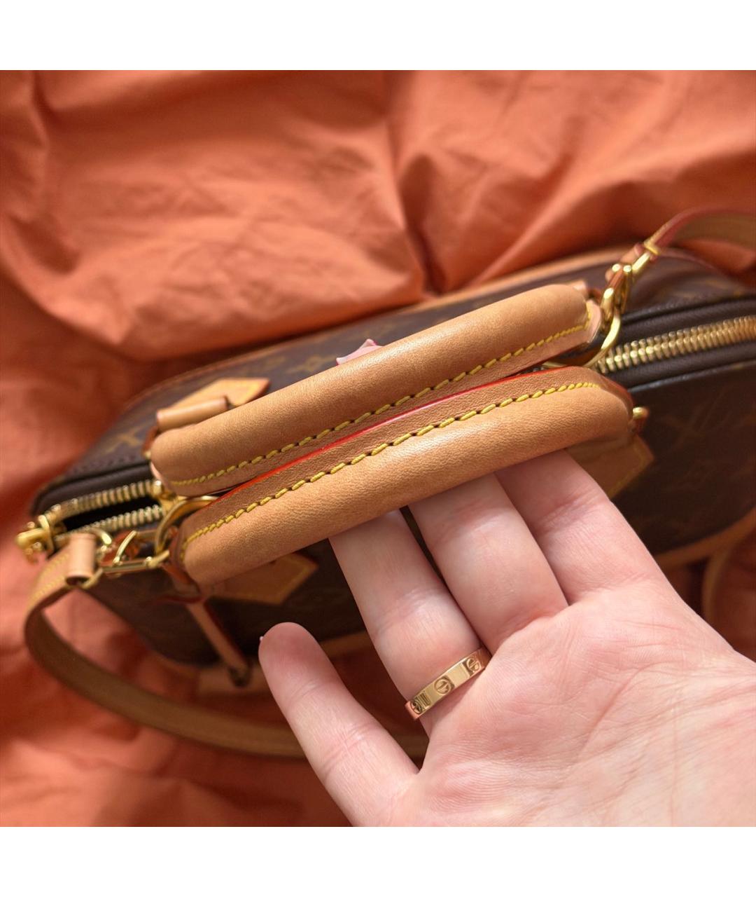 LOUIS VUITTON Коричневая сумка с короткими ручками, фото 4