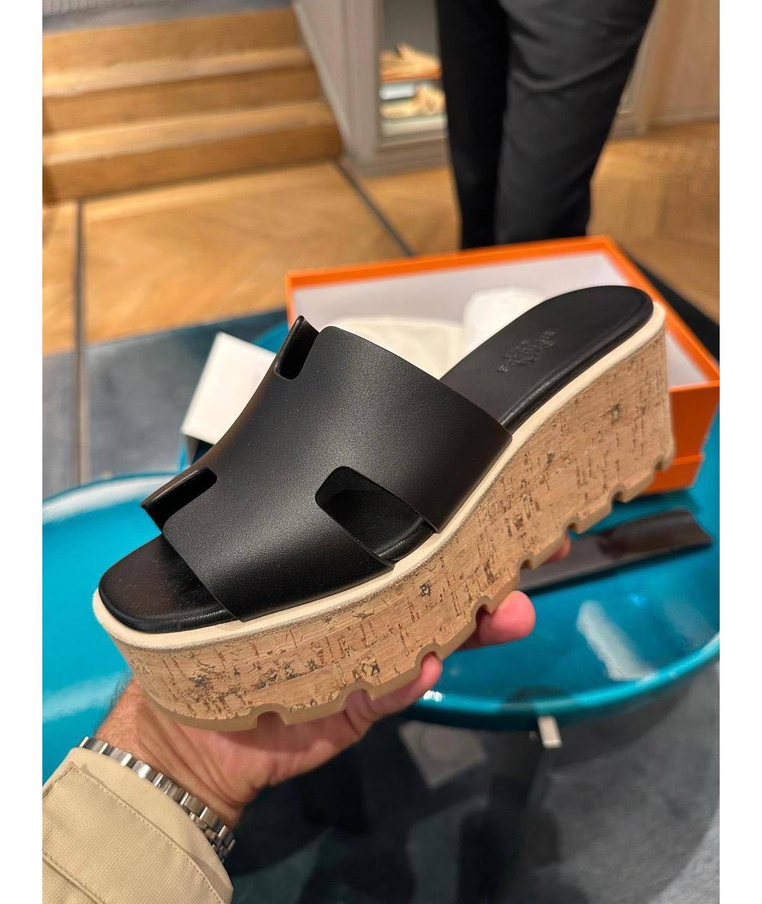 HERMES Черные кожаные сандалии, фото 3