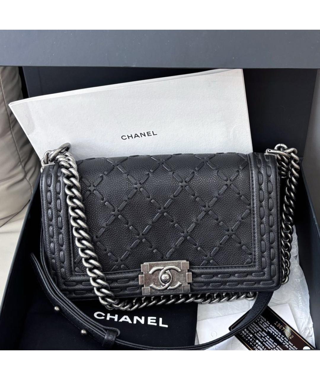 CHANEL Черная кожаная сумка через плечо, фото 9