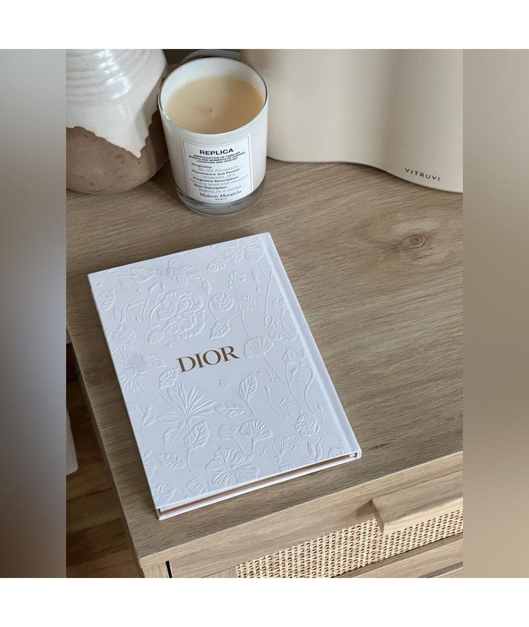 CHRISTIAN DIOR Книга, фото 6