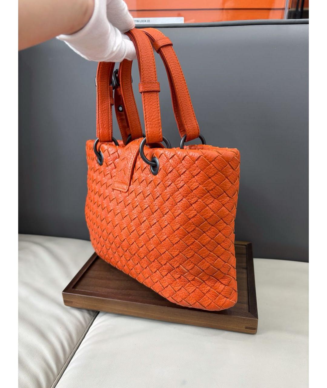 BOTTEGA VENETA Оранжевая кожаная сумка тоут, фото 4