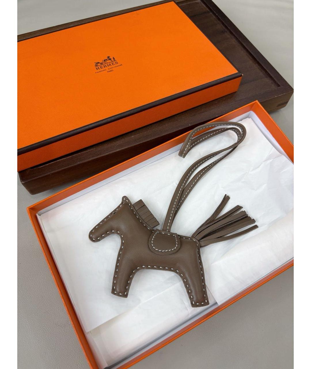 HERMES Антрацитовый брелок, фото 6