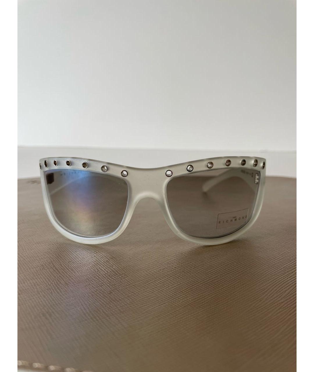 JOHN RICHMOND Серые пластиковые солнцезащитные очки, фото 2
