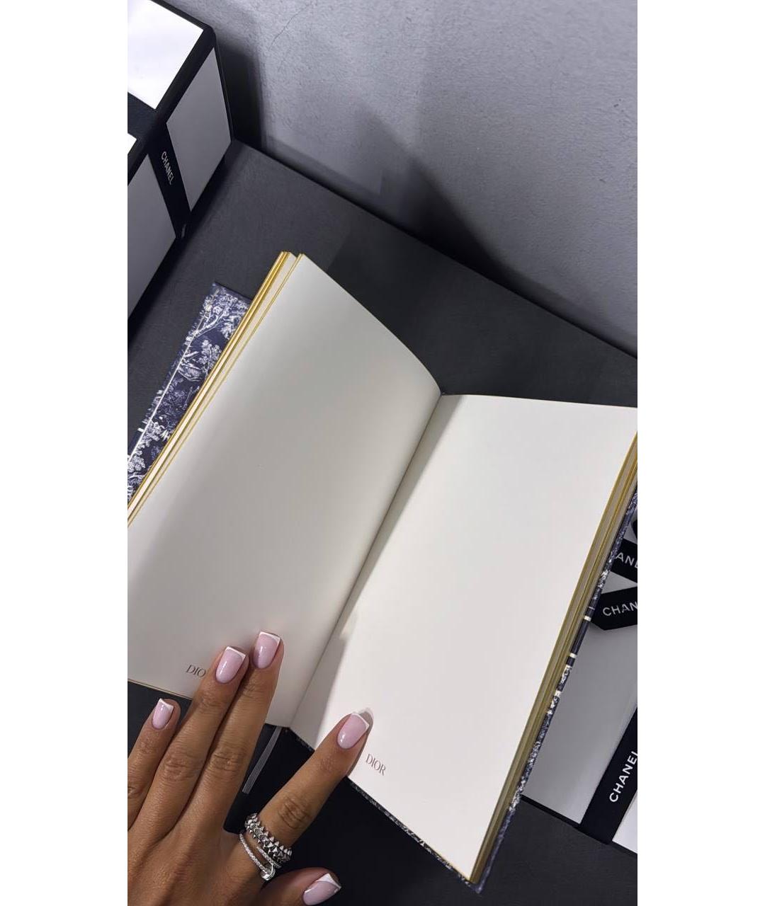 CHRISTIAN DIOR Книга, фото 5