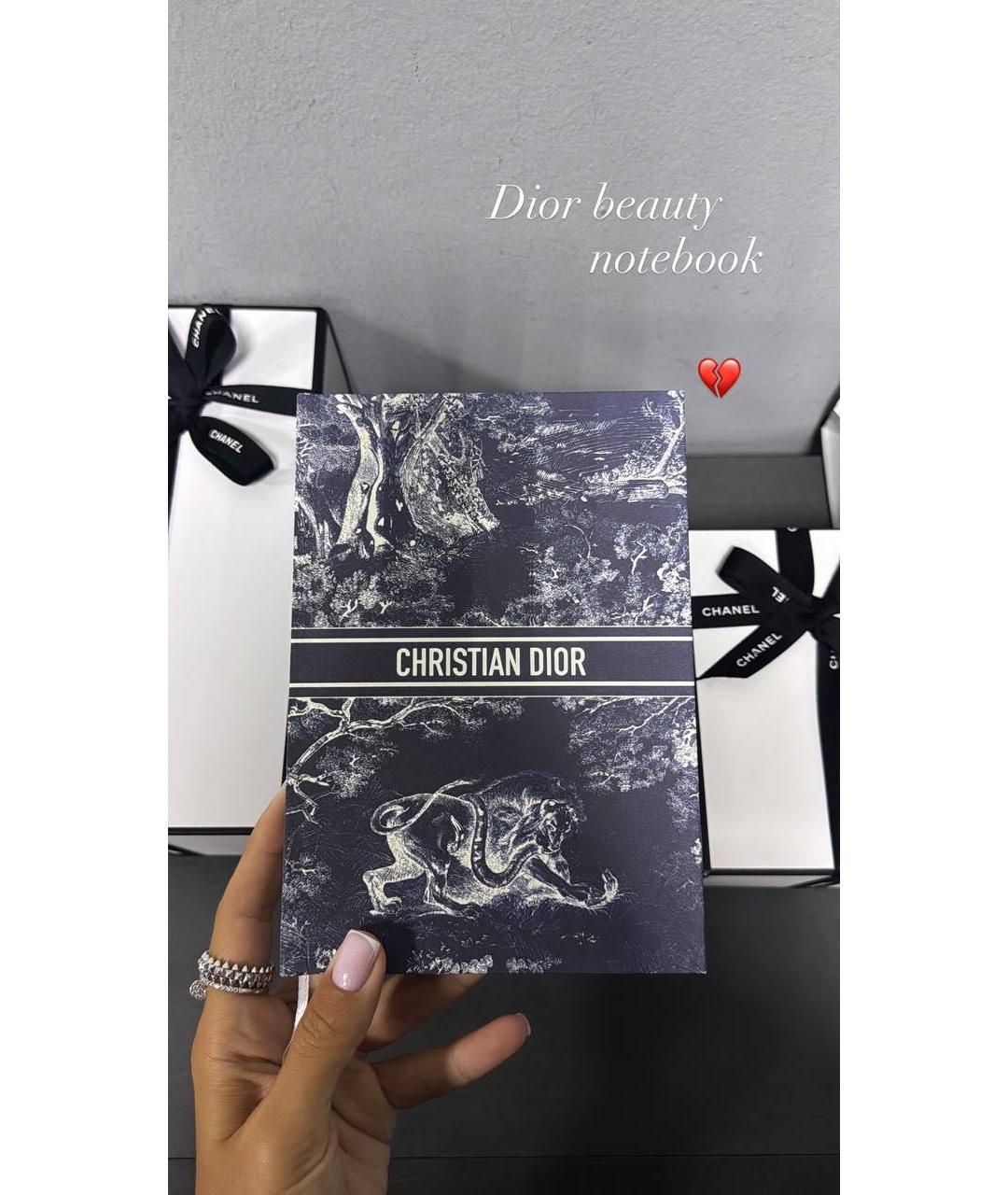 CHRISTIAN DIOR Книга, фото 7