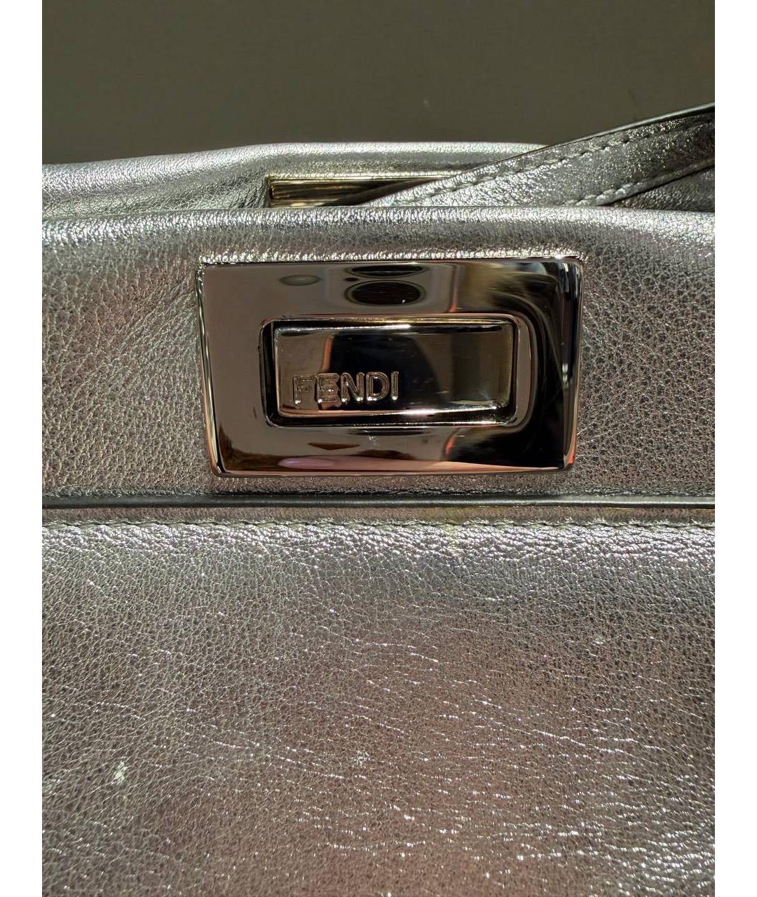 FENDI Серебряная кожаная сумка с короткими ручками, фото 6