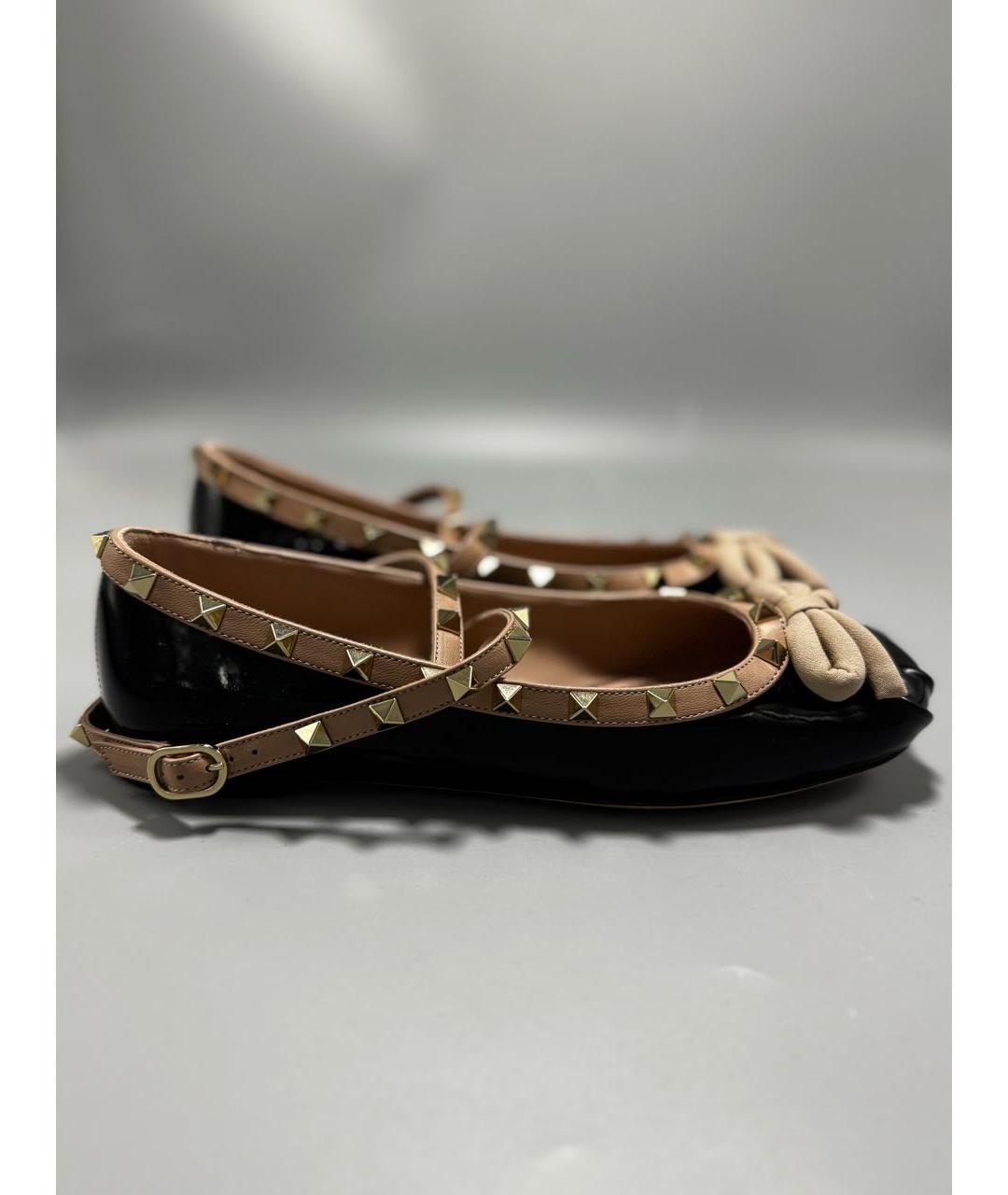 VALENTINO Черные балетки из лакированной кожи, фото 5