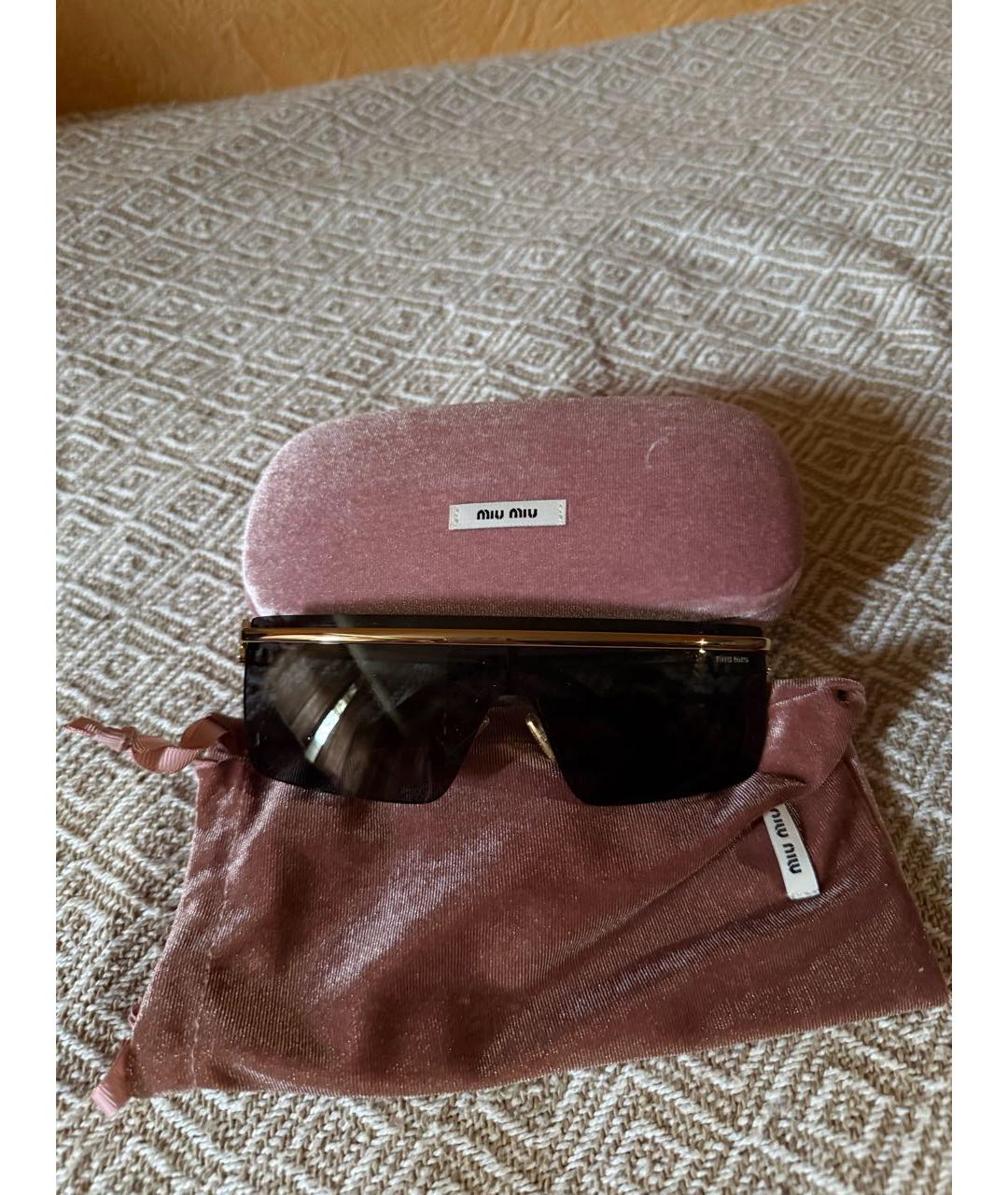 MIU MIU Черные пластиковые солнцезащитные очки, фото 4