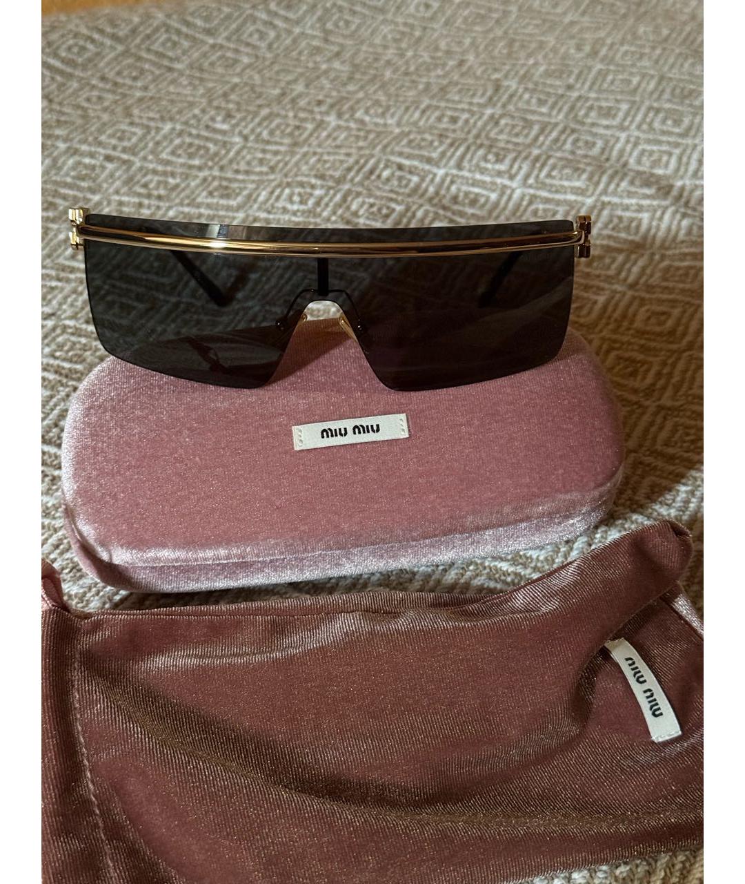 MIU MIU Черные пластиковые солнцезащитные очки, фото 5