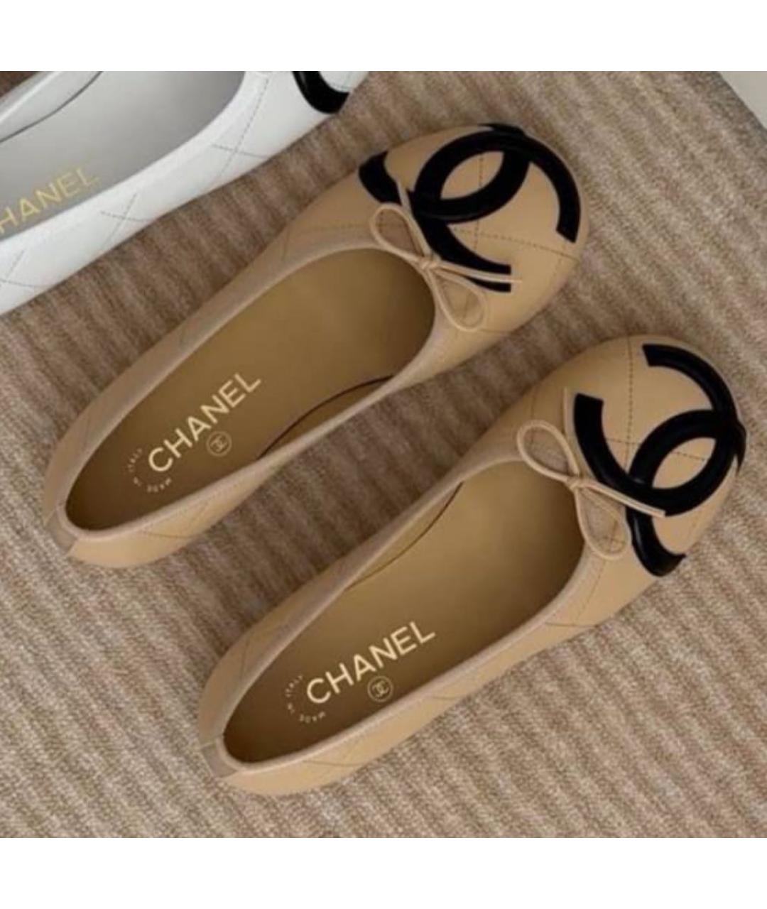 CHANEL Бежевые кожаные балетки, фото 3