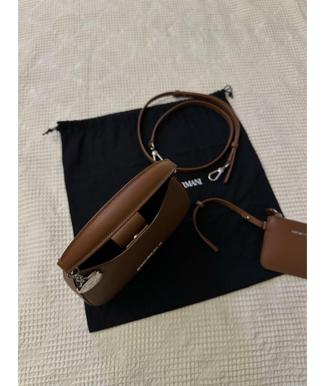 EMPORIO ARMANI Коричневая сумка с короткими ручками из искусственной кожи, фото 4