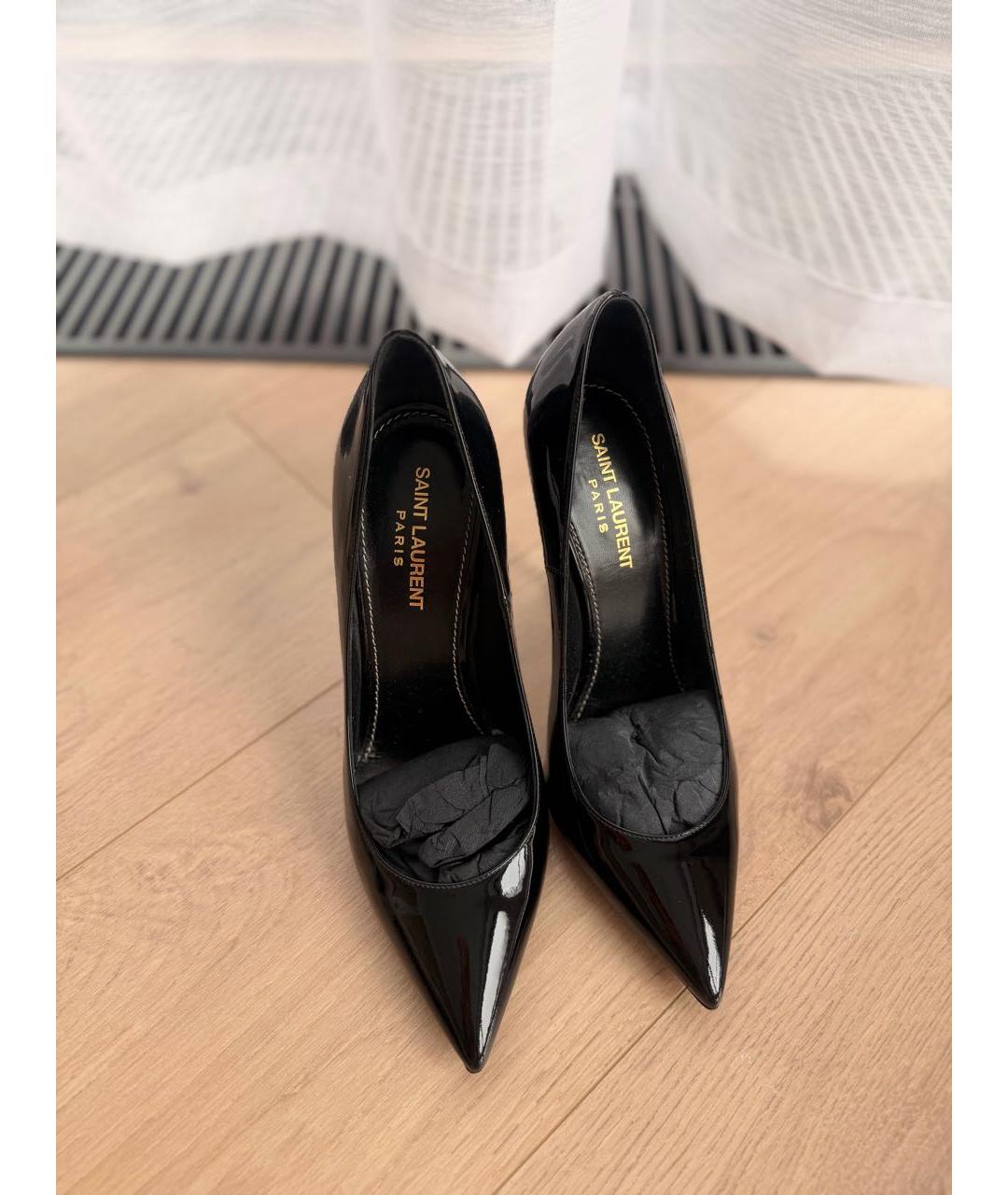 SAINT LAURENT Черные туфли из лакированной кожи, фото 2