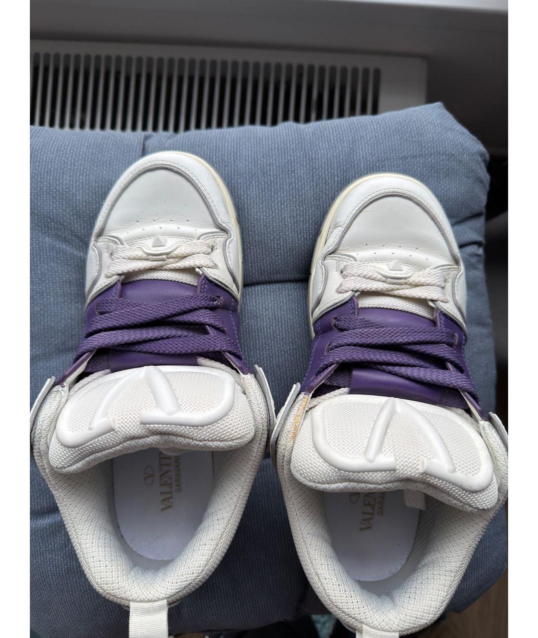 VALENTINO Белые кожаные низкие кроссовки / кеды, фото 3
