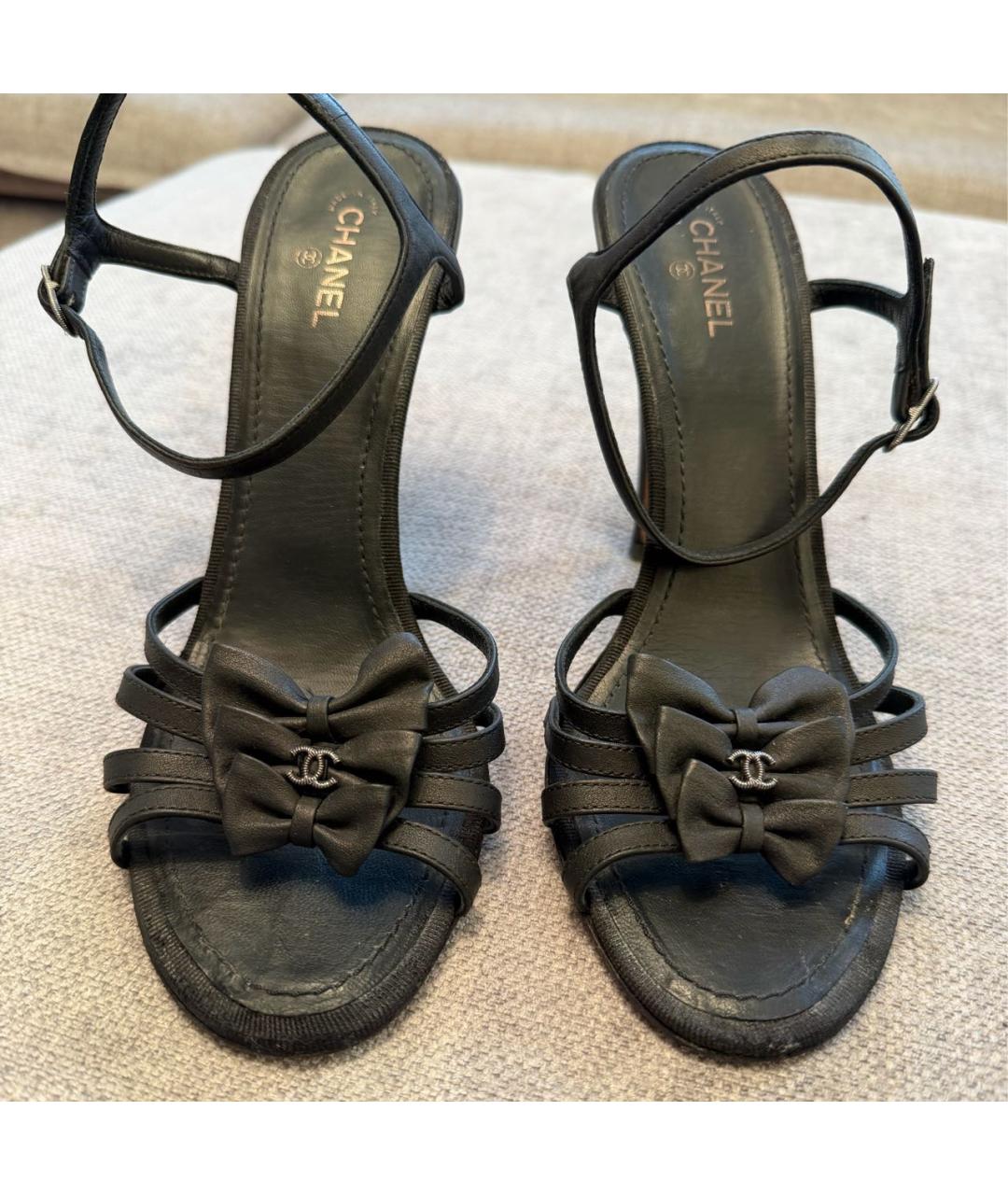 CHANEL Черные кожаные босоножки, фото 2