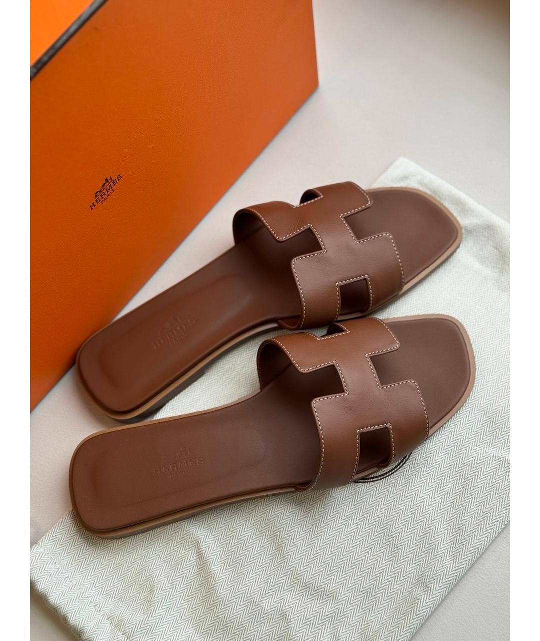 HERMES Коричневые кожаные босоножки, фото 5