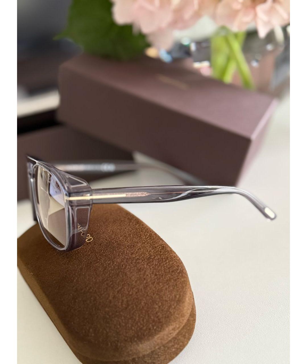 TOM FORD Серые пластиковые солнцезащитные очки, фото 6