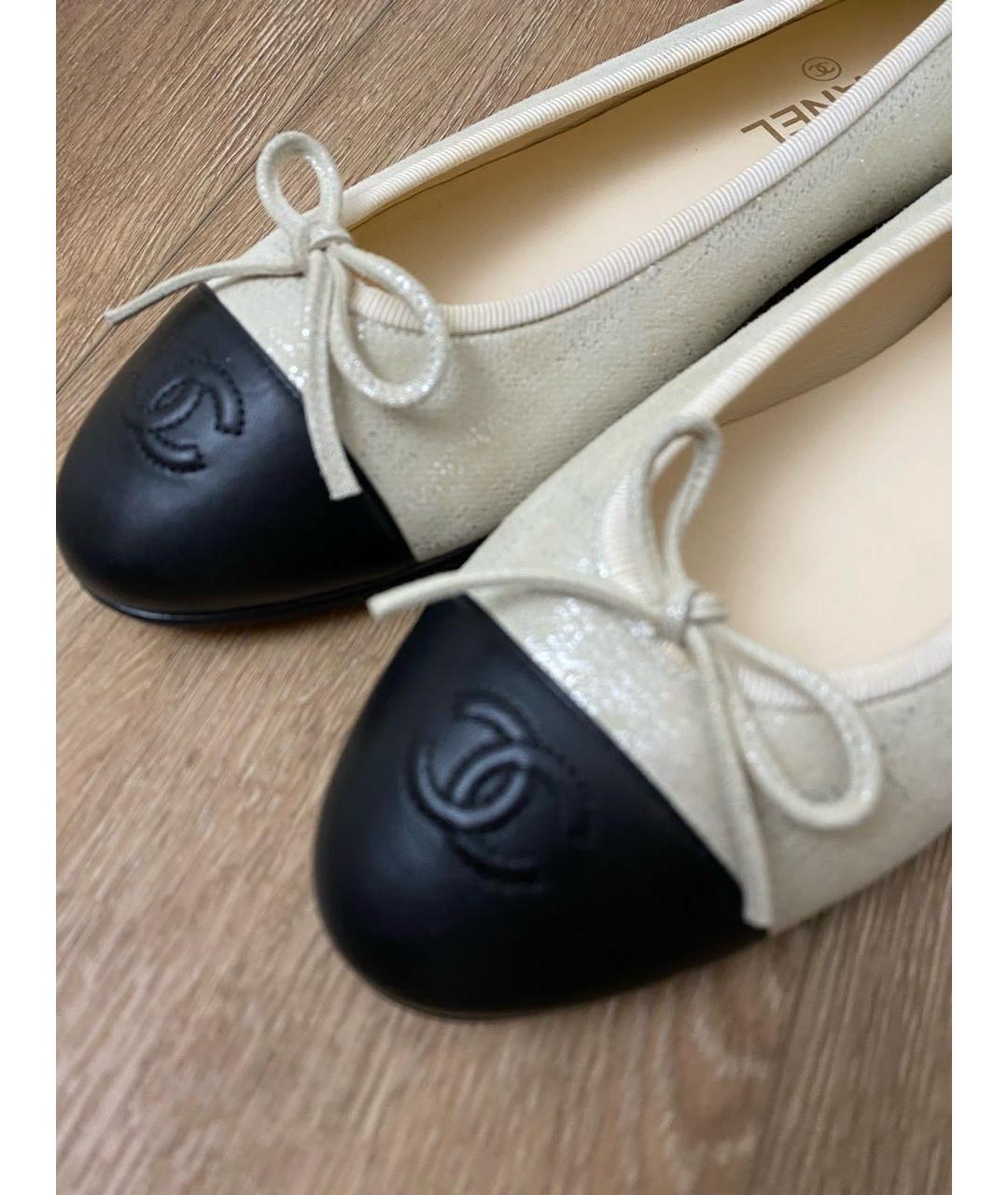 CHANEL Бежевые кожаные балетки, фото 7