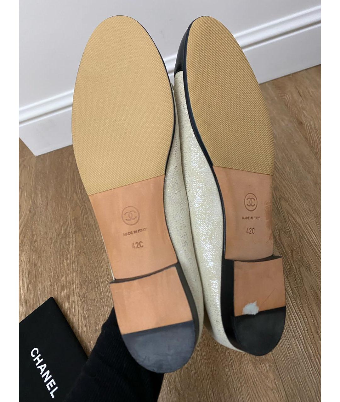 CHANEL Бежевые кожаные балетки, фото 5