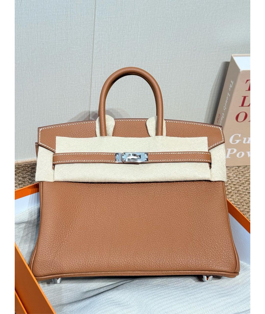 HERMES Коричневая кожаная сумка с короткими ручками, фото 3