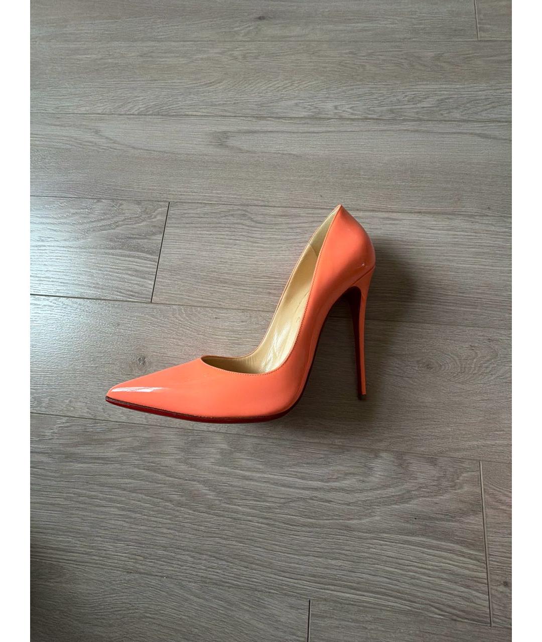 CHRISTIAN LOUBOUTIN Коралловые туфли из лакированной кожи, фото 8