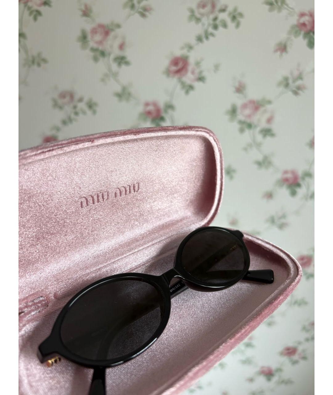 MIU MIU Черные пластиковые солнцезащитные очки, фото 2