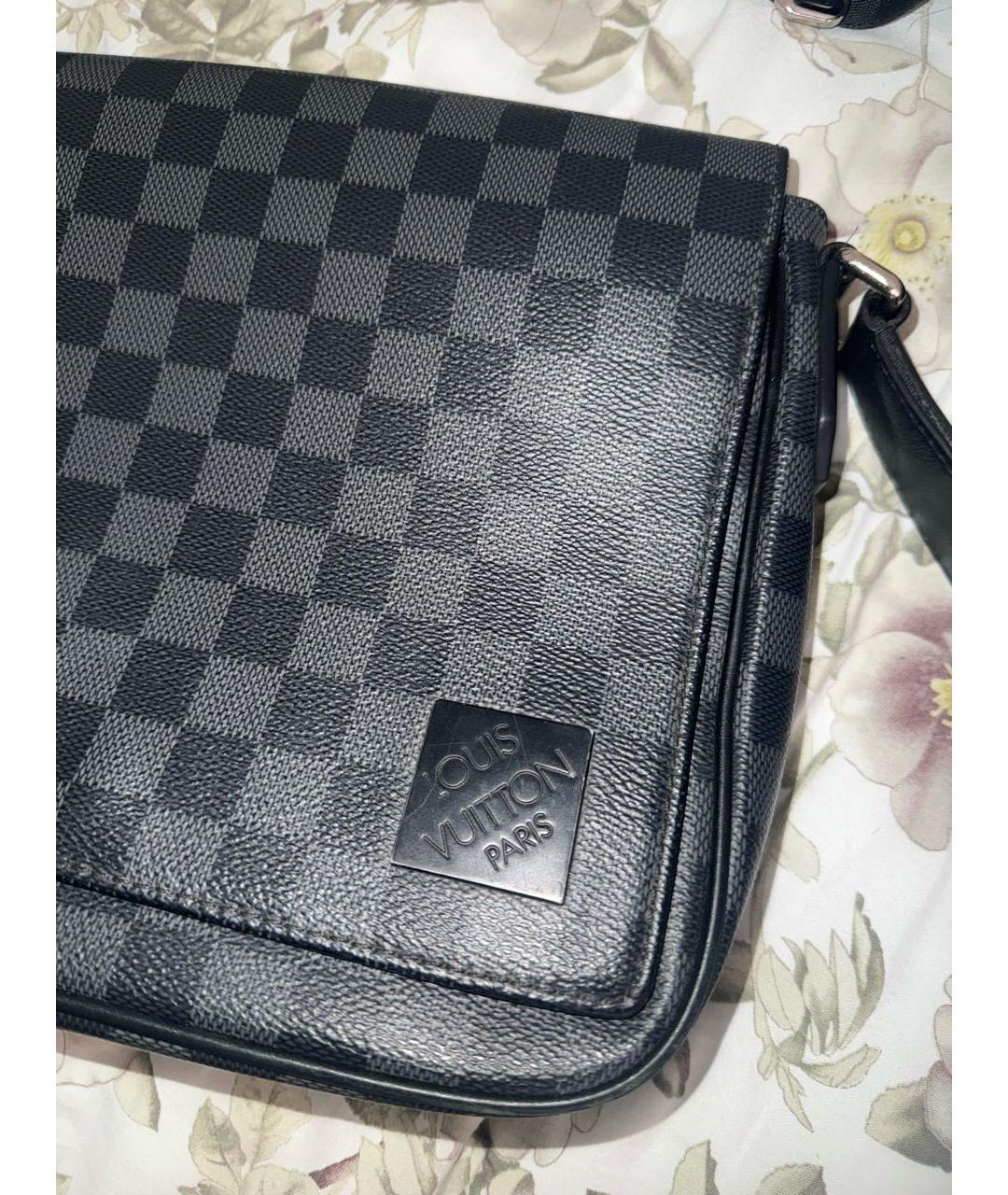 LOUIS VUITTON Черная барсетка, фото 2