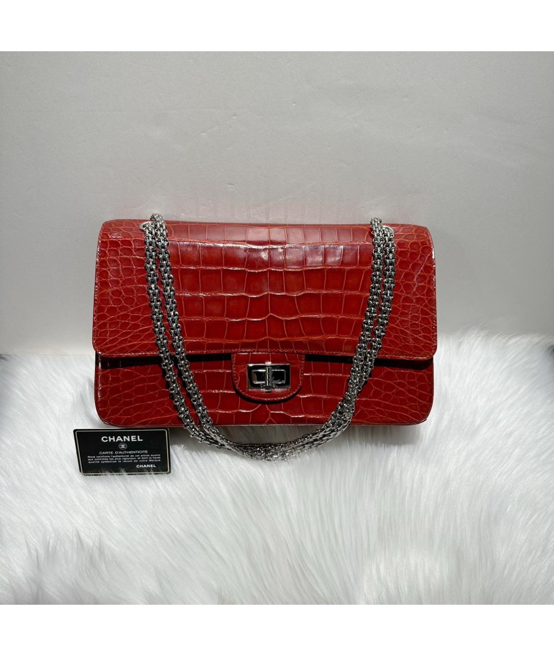 CHANEL Красная кожаная сумка через плечо, фото 2