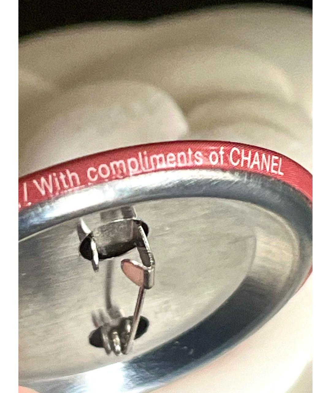 CHANEL Красная металлическая булавка / брошь, фото 7