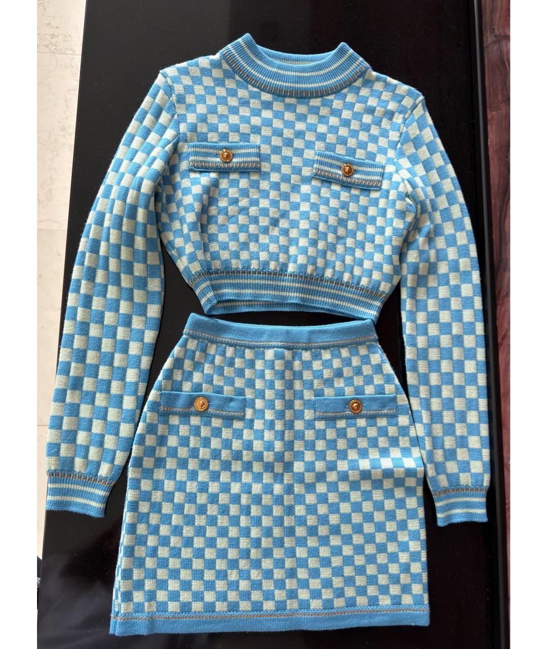 VERSACE Голубой вискозный костюм с юбками, фото 7