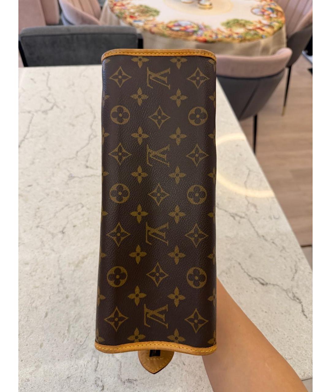 LOUIS VUITTON Коричневая сумка с короткими ручками, фото 4