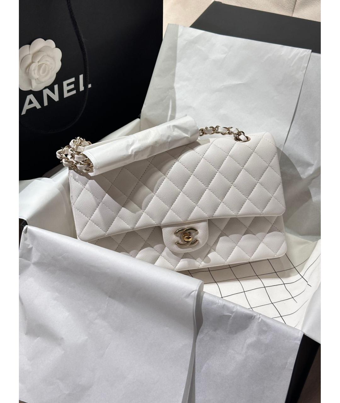 CHANEL Белая кожаная сумка через плечо, фото 3