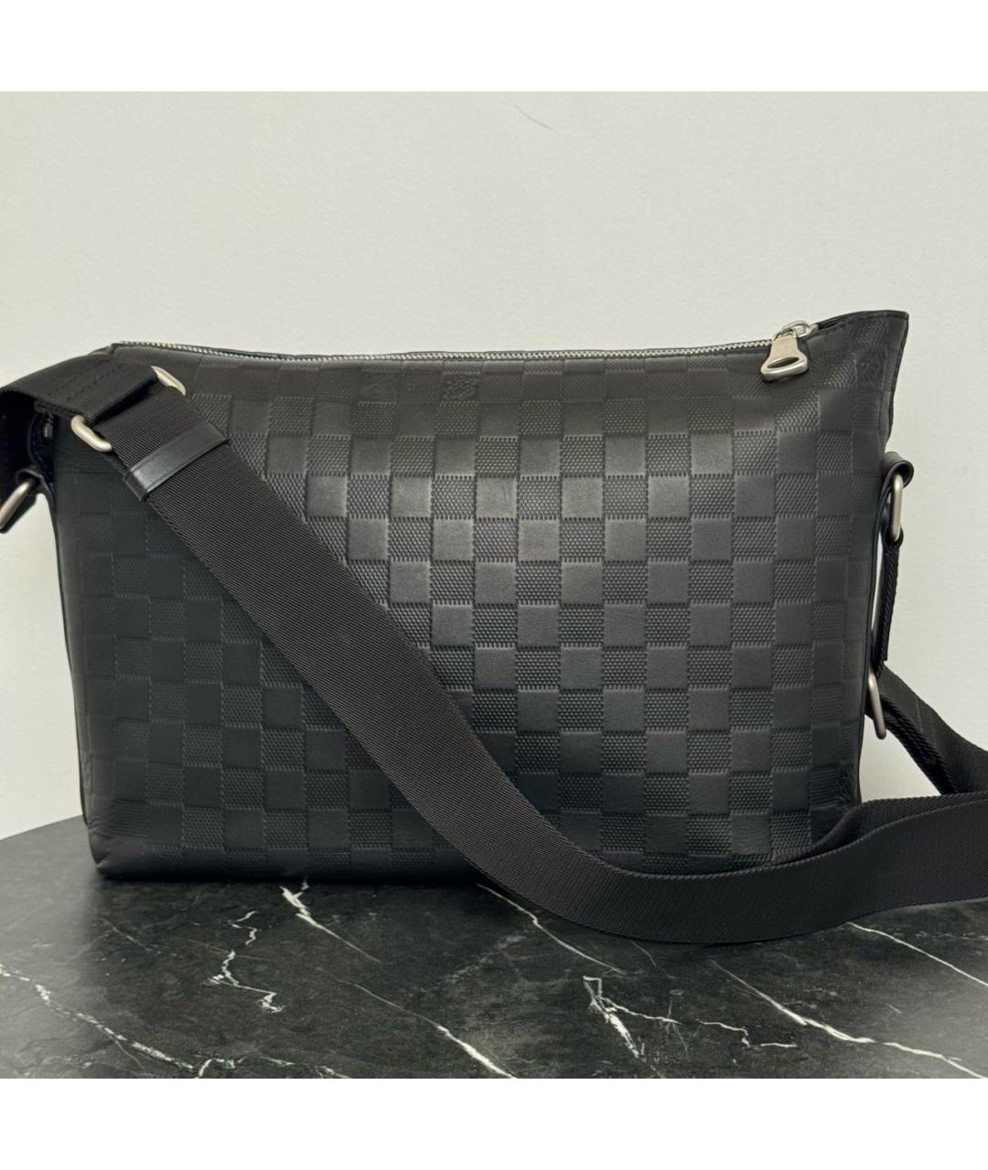 LOUIS VUITTON Черная кожаная сумка на плечо, фото 3